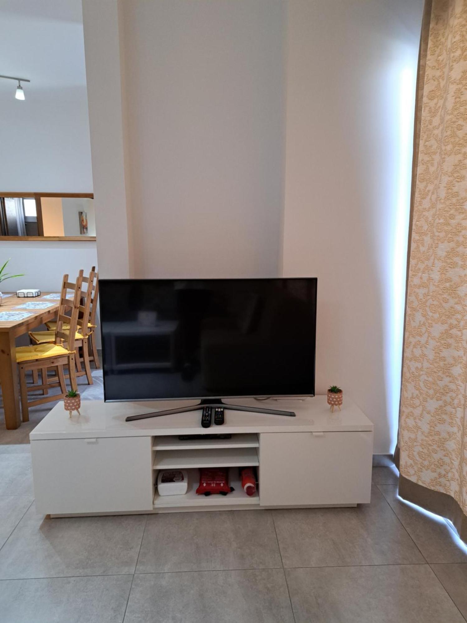 Albert'S Apartment St Lazarus 402 B - First Floor Larnaca Eksteriør billede